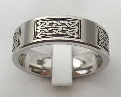 Scottish design wedding rings