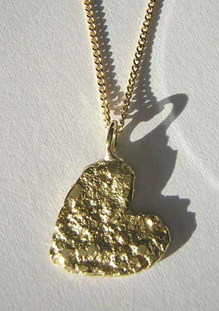 gold heart necklace