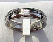 Rounded titanium wedding ring