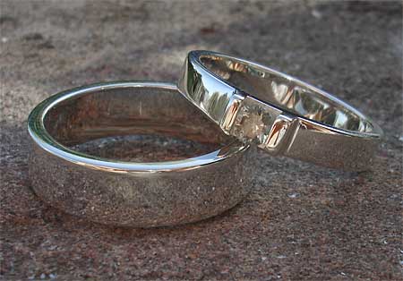 Engagement and wedding ring sets uk
