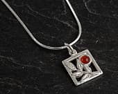 Beautifully sculpted leaf design silver necklace