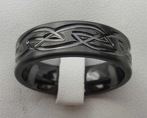 Size U All Over Black Designer Celtic Ring