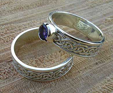 Celtic knot gold wedding ring set