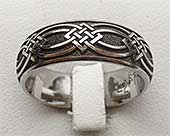 Celtic titanium ring engraved with a Celtic knot