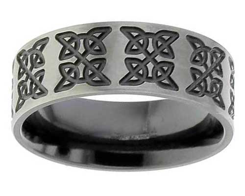 Celtic shield ring hotsell