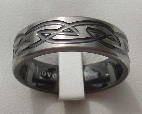 Celtic Style Ring  For Men  LOVE2HAVE in the UK  