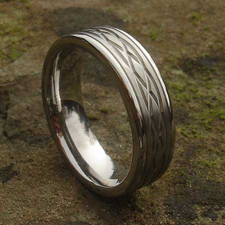 Two tone celtic titanium ring