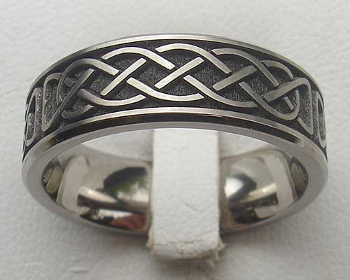Celtic design titanium ring