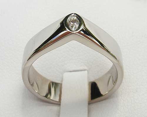 contemporary engagement ring