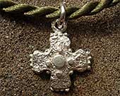 Cross charm necklace