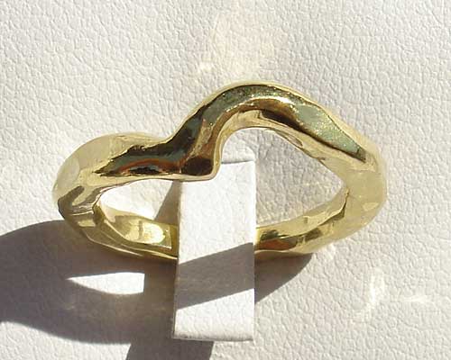 designer gold ring