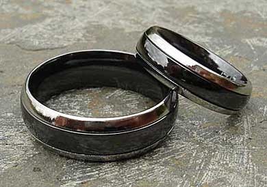 Two tone wedding rings