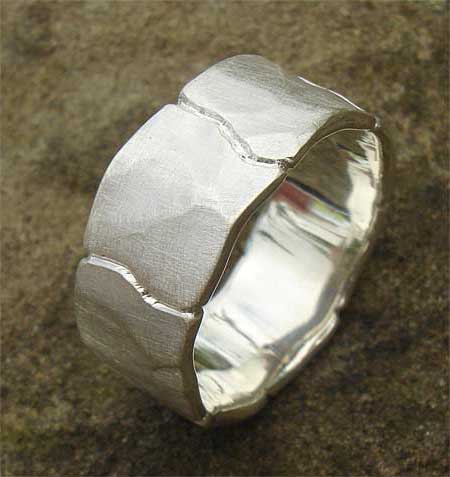 Fabulous silver wedding ring