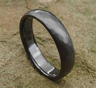 Hammered Gothic black ring
