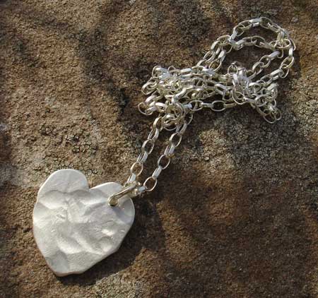hammered silver heart abd silver chain