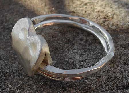 heart silver ring