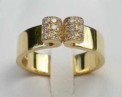 luxury diamond wedding ring