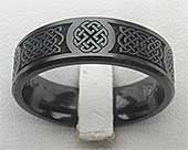 Mens Celtic knot ring