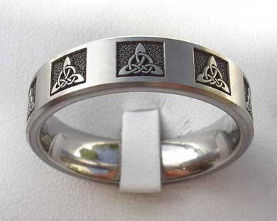 mens celtic titanium ring