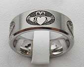 Mens Claddagh wedding ring