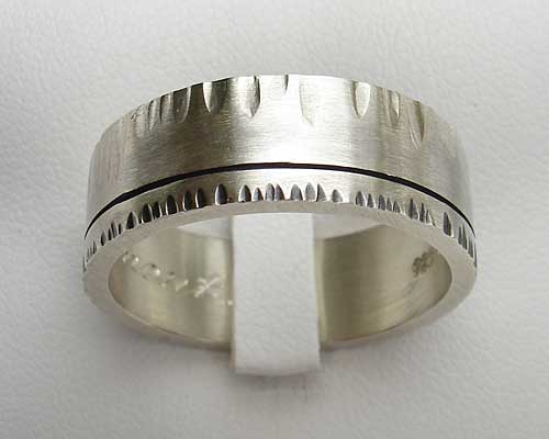 mens contemporary silver ring