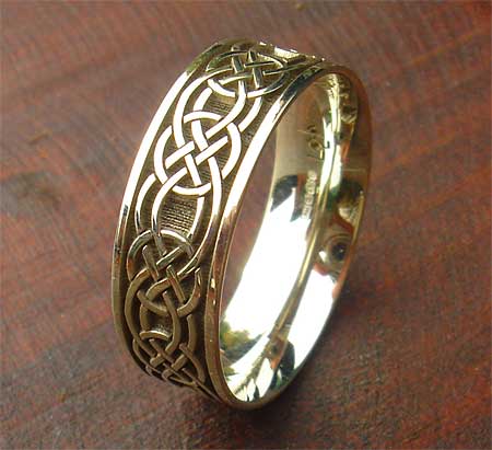 Men s Yellow or White  Gold  Celtic  Ring  LOVE2HAVE in the UK  