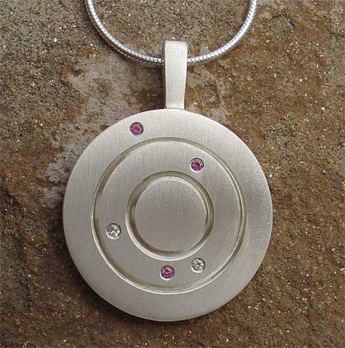 pink and white diamond necklace