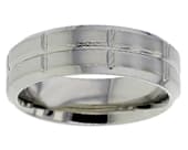 Plain panelled wedding ring