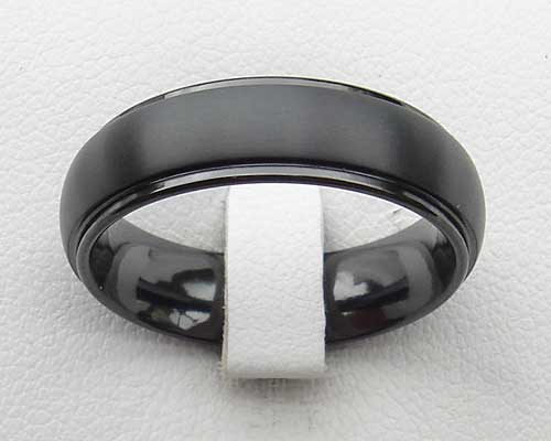 [تصویر:  shoulder-cut-domed-black-wedding-ring.jpg]