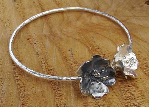 silver flower bangle