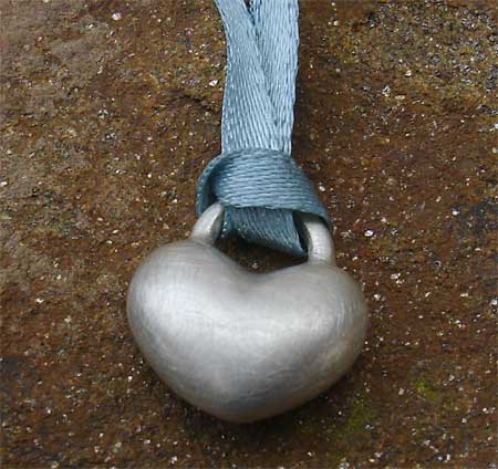 silver heart and ribbon necklace