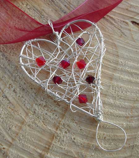 silver wire heart necklace
