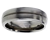 Single grooved plain wedding ring