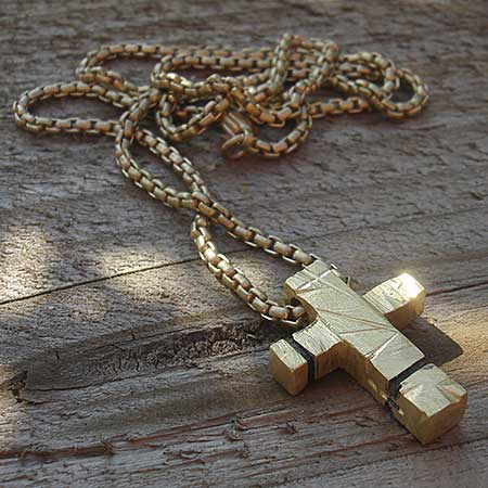 solid gold cross necklace