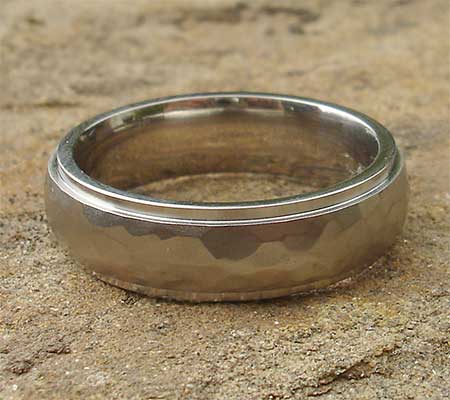 Size M Titanium Hammered Designer Ring