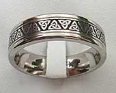 Celtic knot titanium ring