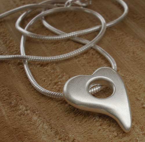 Unique silver heart necklace
