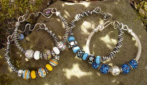 women's beaded bracelets