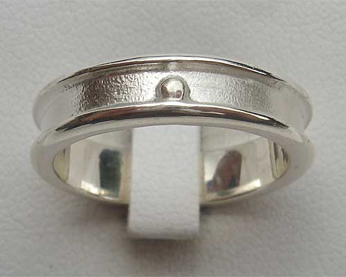 Designer Celtic silver ring for women