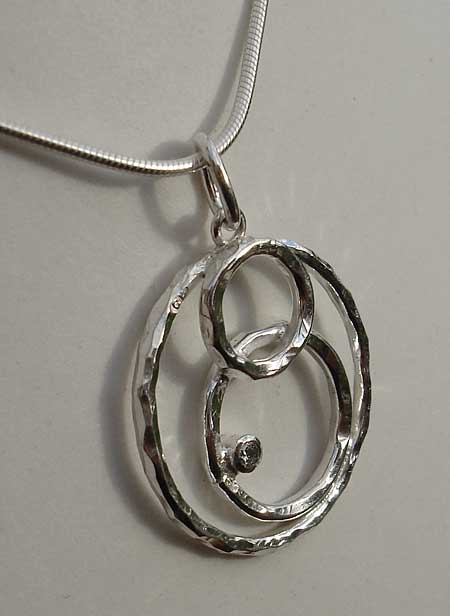 womens contemporary diamond necklace