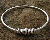 Womens contemporary silver bangle