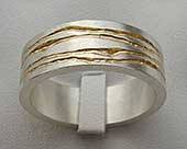 Womens gold etched silver ring