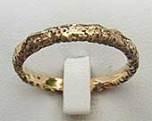 Womens 9ct gold wedding ring