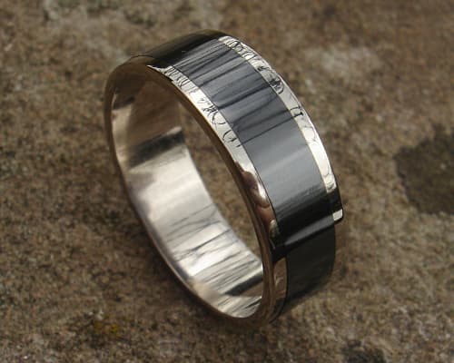 zirconium inlay gold wedding ring